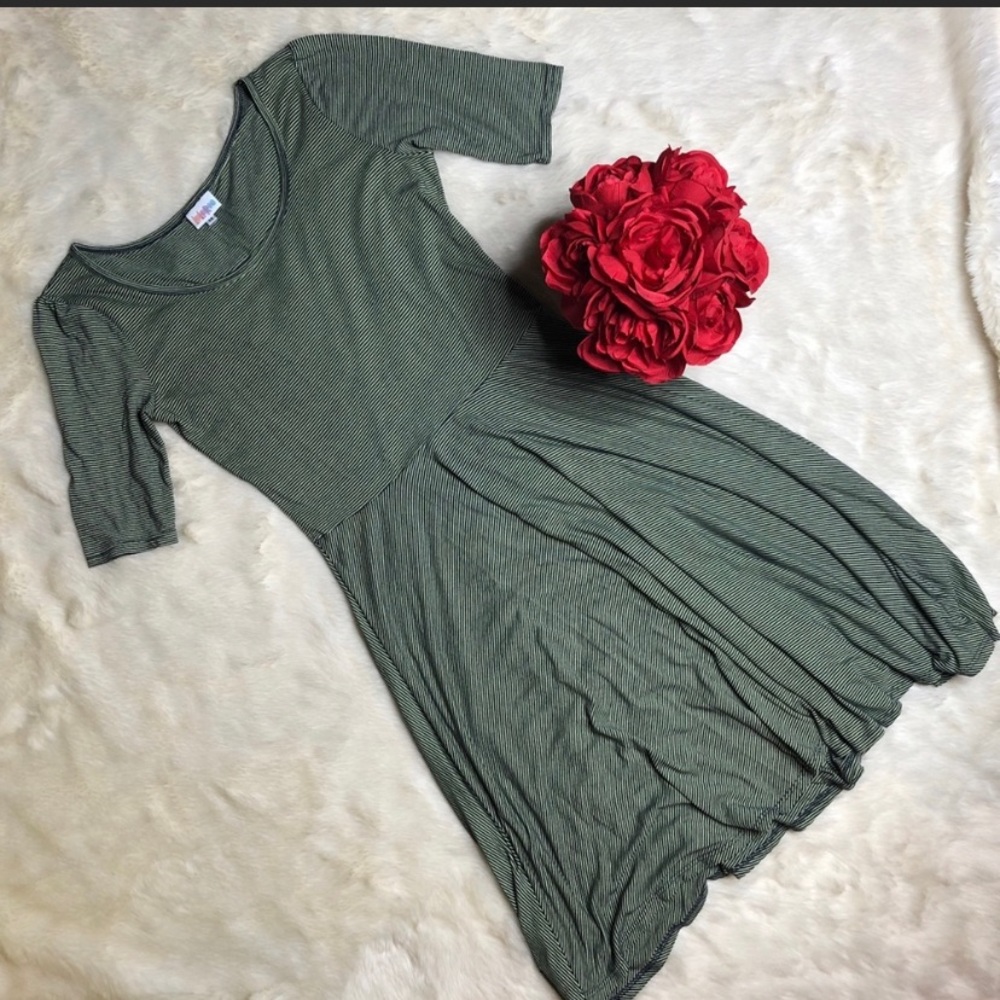 LulaRoe Nicole Dress Green Black